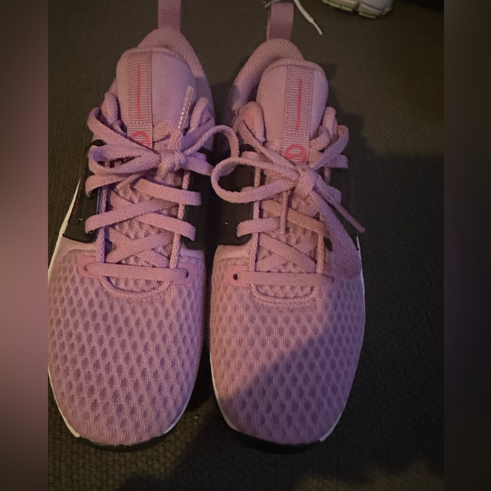 New women’s Nike shoes